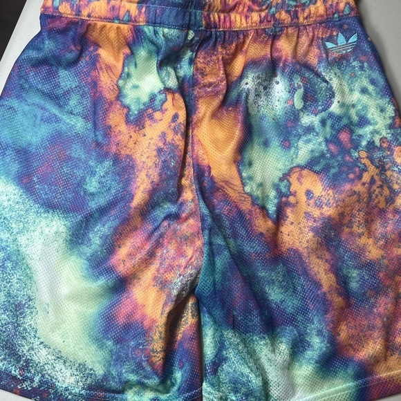 NWT Adidas S AOP Mesh Shorts Multicolor Galaxy Paint Splatter Performance Shorts - Picture 11 of 11